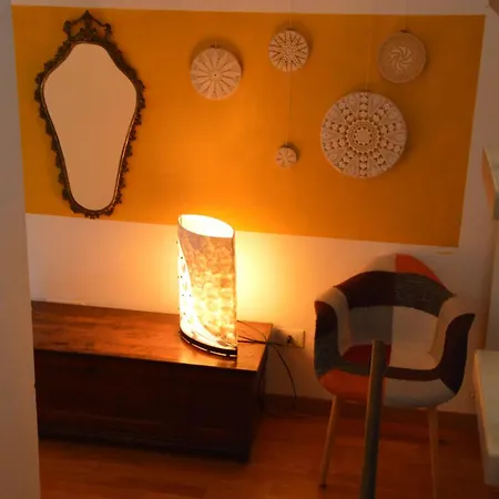 Rosy In Apartment *